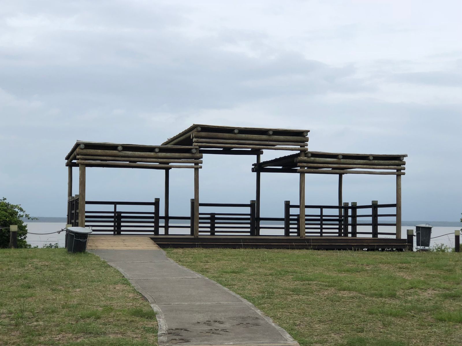 Timber pergola design example